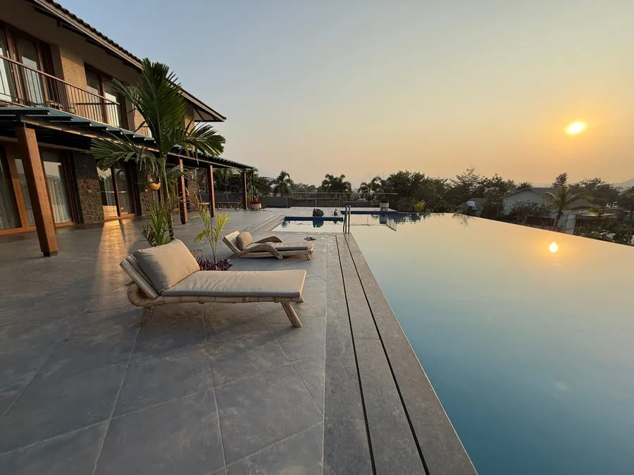 SeaEra The Retreat project: natural daybed